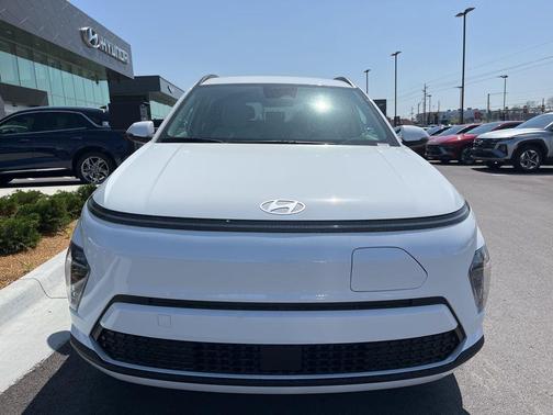 2025 Hyundai KONA EV SEL
