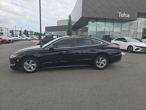 2021 Hyundai SONATA SE