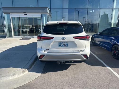 2020 Toyota Highlander Platinum