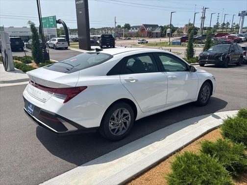 2025 Hyundai ELANTRA HEV Blue