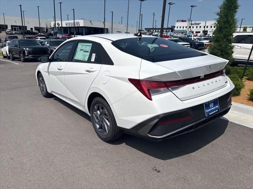 2025 Hyundai ELANTRA HEV Blue