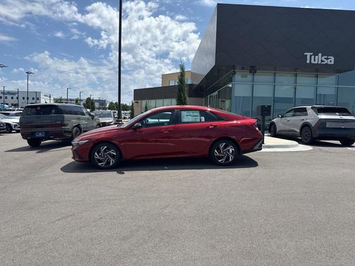2025 Hyundai ELANTRA Sport