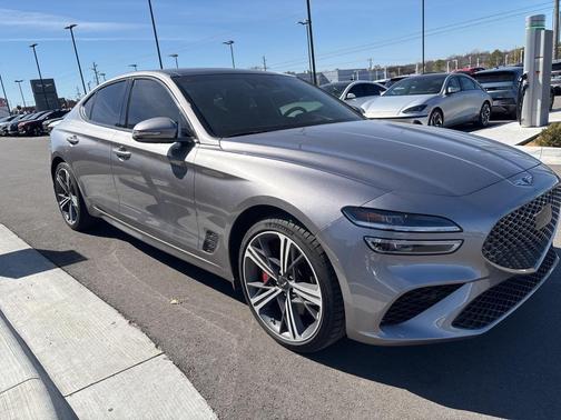 2024 Genesis G70 3.3T RWD Sport Advanced