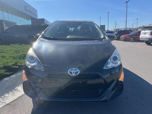 2015 Toyota Prius c Two
