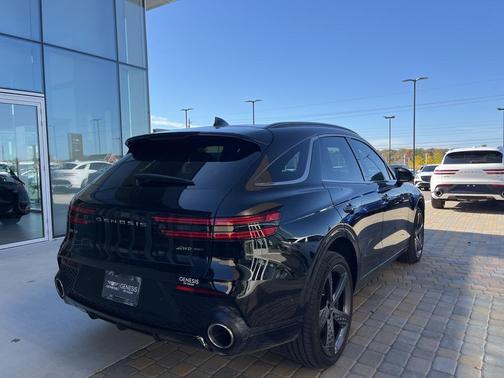 2025 Genesis GV70 3.5T AWD Sport