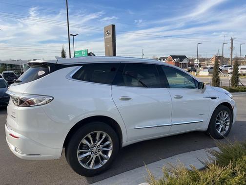 2023 Buick Enclave Avenir AWD