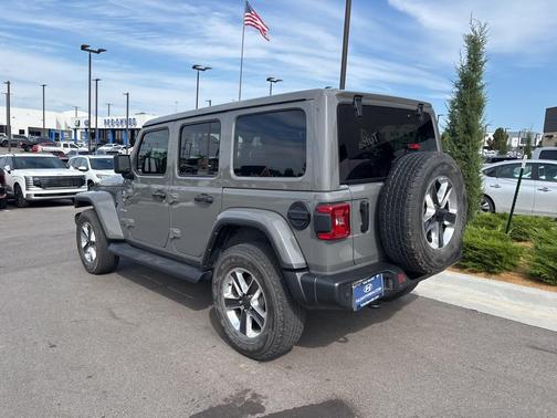2021 Jeep Wrangler Unlimited Sahara