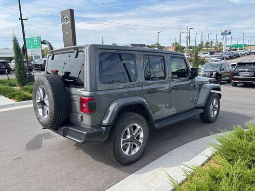 2021 Jeep Wrangler Unlimited Sahara