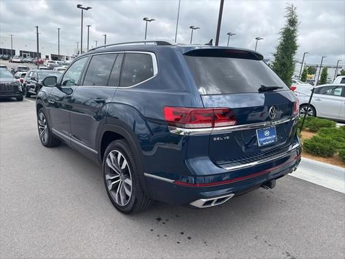2022 Volkswagen Atlas 3.6L SEL Premium