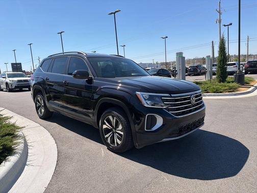 2025 Volkswagen Atlas 2.0T SE