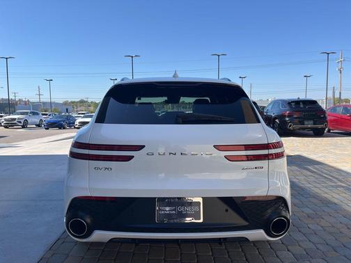 2025 Genesis GV70 3.5T AWD Sport
