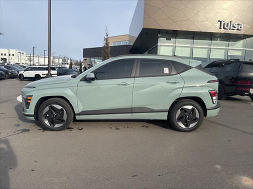 2025 Hyundai KONA EV SEL