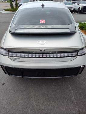 2024 Hyundai IONIQ 6 Limited