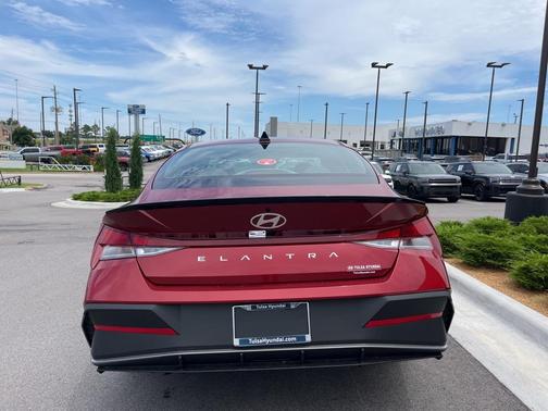 2025 Hyundai ELANTRA Sport