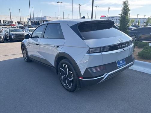 2024 Hyundai IONIQ 5 SE