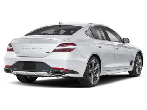 Uyuni White 2026 Genesis G70 3.3T RWD Sport Prestige