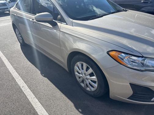2019 Ford Fusion S