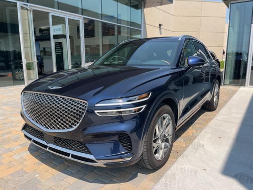 2025 Genesis GV70 2.5T AWD