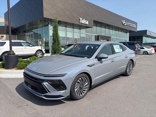 2025 Hyundai SONATA Hybrid SE