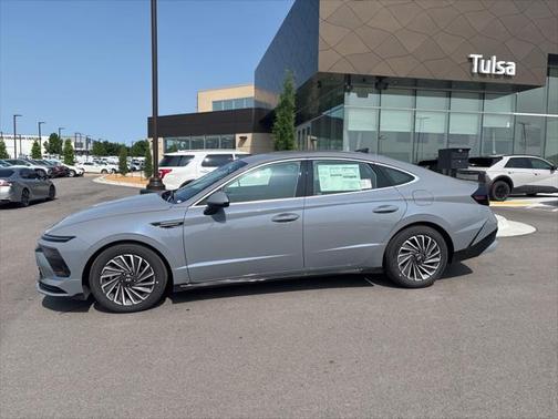 2025 Hyundai SONATA Hybrid SE