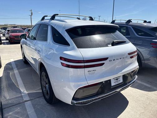 Uyuni White 2026 Genesis GV70 2.5T Advanced