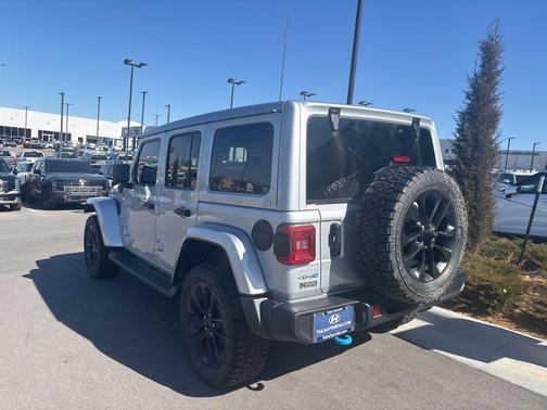 2022 Jeep Wrangler Unlimited 4xe Sahara