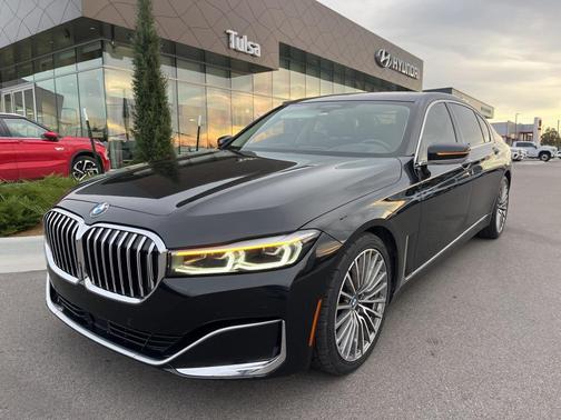 2021 BMW 750 i xDrive