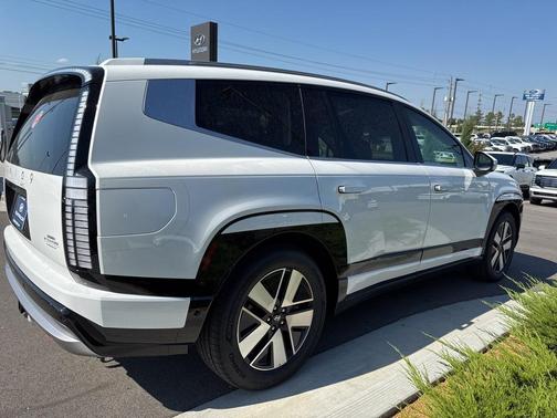 2026 Hyundai IONIQ 9 SEL