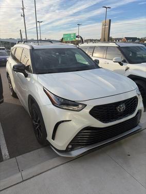 2021 Toyota Highlander XSE