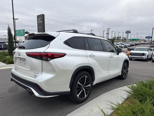 2021 Toyota Highlander XSE