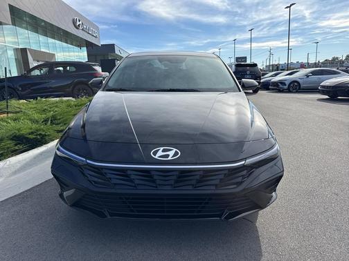 2026 Hyundai ELANTRA Sport