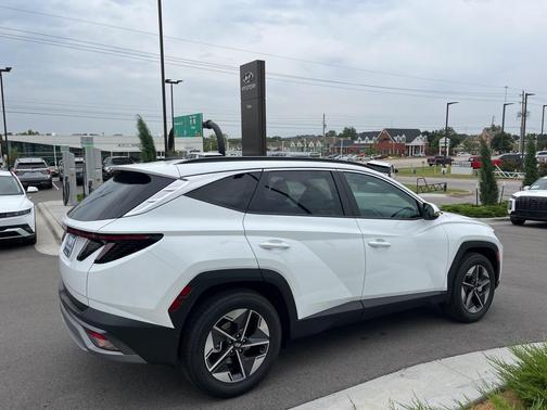 2026 Hyundai TUCSON SEL Convenience