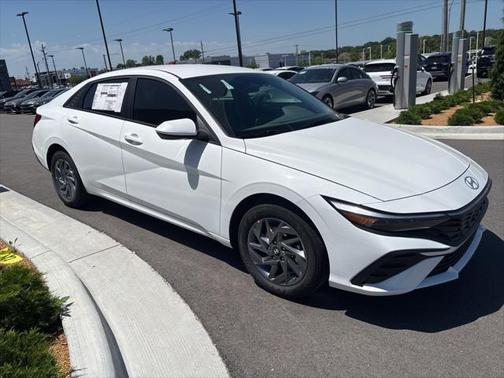 2025 Hyundai ELANTRA HEV Blue