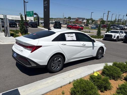 2025 Hyundai ELANTRA HEV Blue