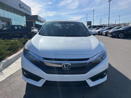 2017 Honda Civic Touring