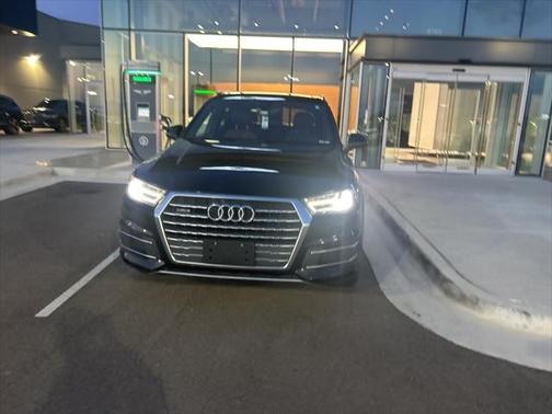 2018 Audi Q7 2.0T Premium Plus