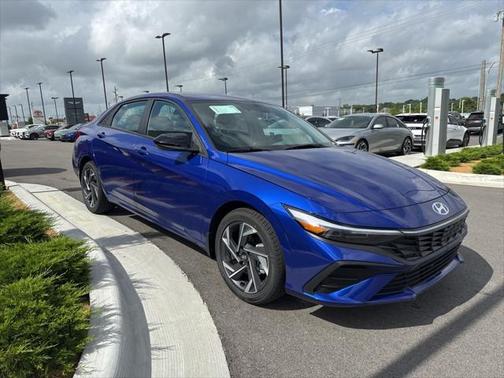 2025 Hyundai ELANTRA Sport