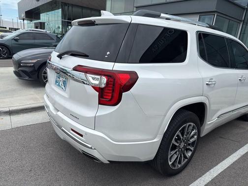 White Frost Tricoat 2020 GMC Acadia Denali