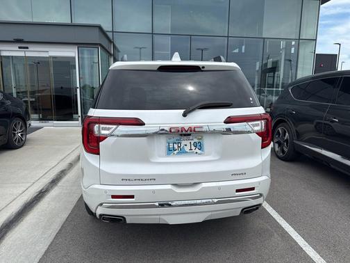 White Frost Tricoat 2020 GMC Acadia Denali