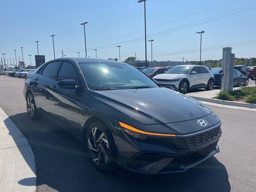2025 Hyundai ELANTRA Sport