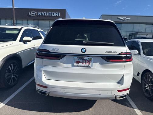 2023 BMW X7 xDrive40i