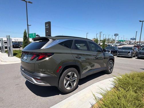 Rockwood Green 2026 Hyundai TUCSON SEL
