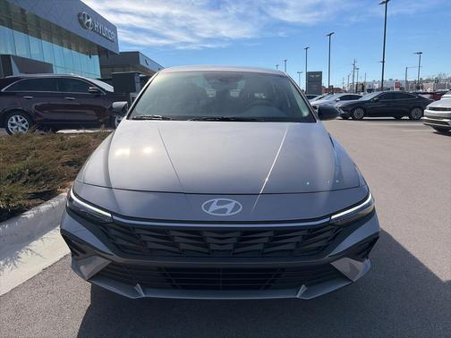 2025 Hyundai ELANTRA Sport