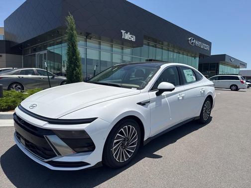 2025 Hyundai SONATA Hybrid Limited