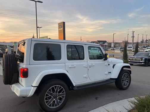 2023 Jeep Wrangler 4xe Sahara High Altitude
