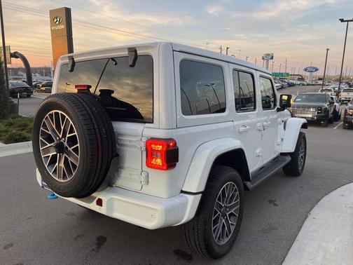 2023 Jeep Wrangler 4xe Sahara High Altitude