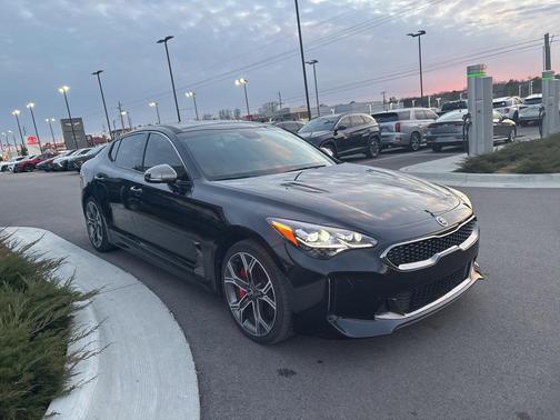 2018 Kia Stinger GT1