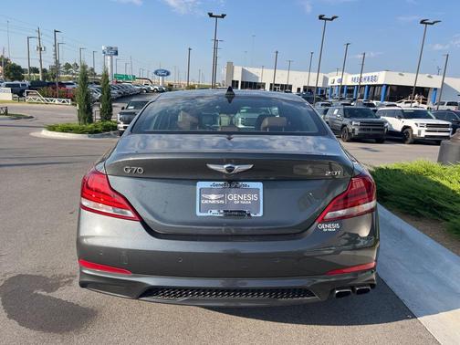 2021 Genesis G70 2.0T RWD