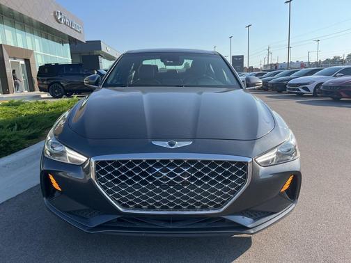 2021 Genesis G70 2.0T RWD