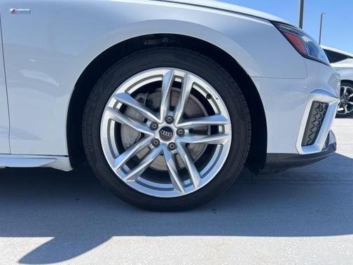 2021 Audi A4 45 S line quattro Premium